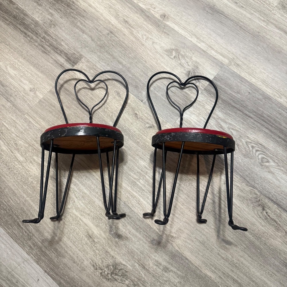 Pair Heart Back wroght iron chairs Red Seat Tiny Doll Table Chairs Decorative